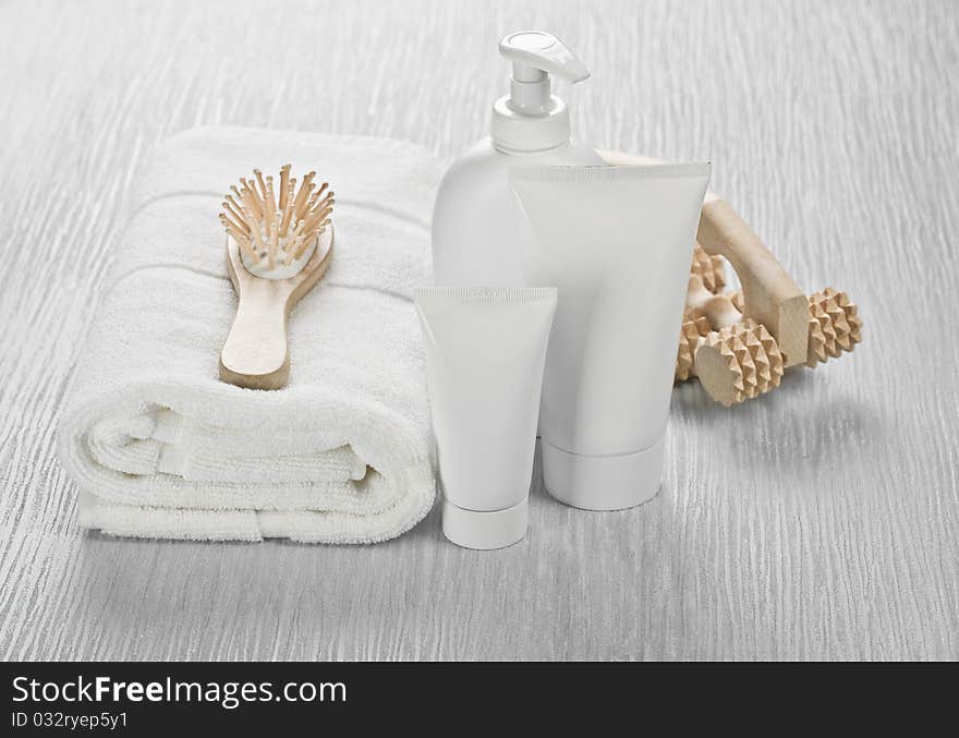 White set with hairbrush and massager