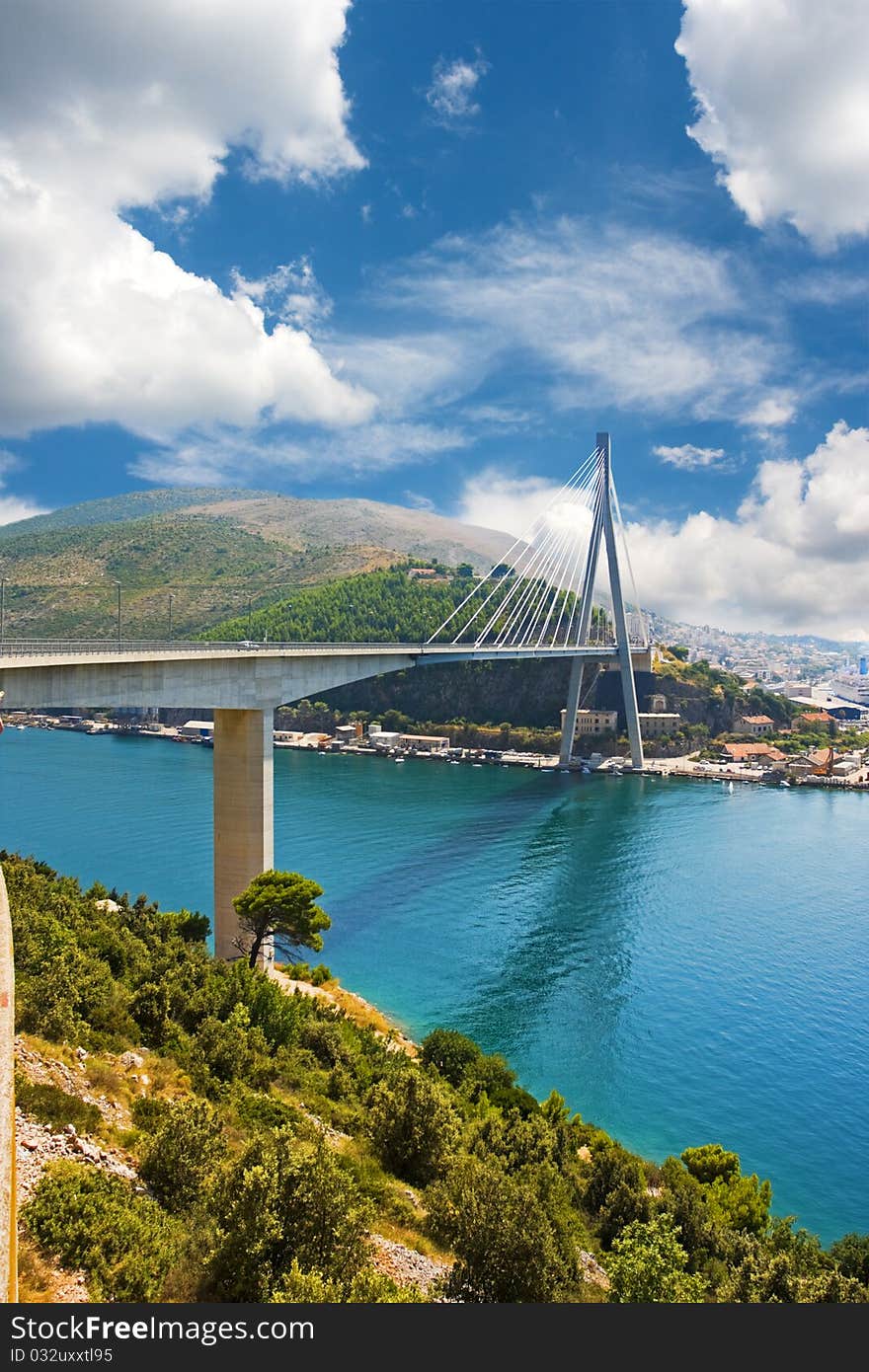 Bridge across the bay in Dubrovnik