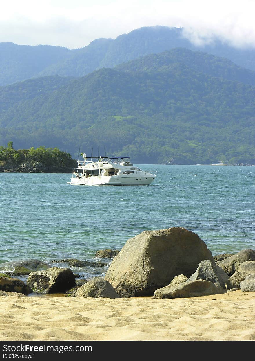 Beautiful scene from Ilha Bela. Ilha Bela is an island located on the southeast of Brazil. Beautiful scene from Ilha Bela. Ilha Bela is an island located on the southeast of Brazil.