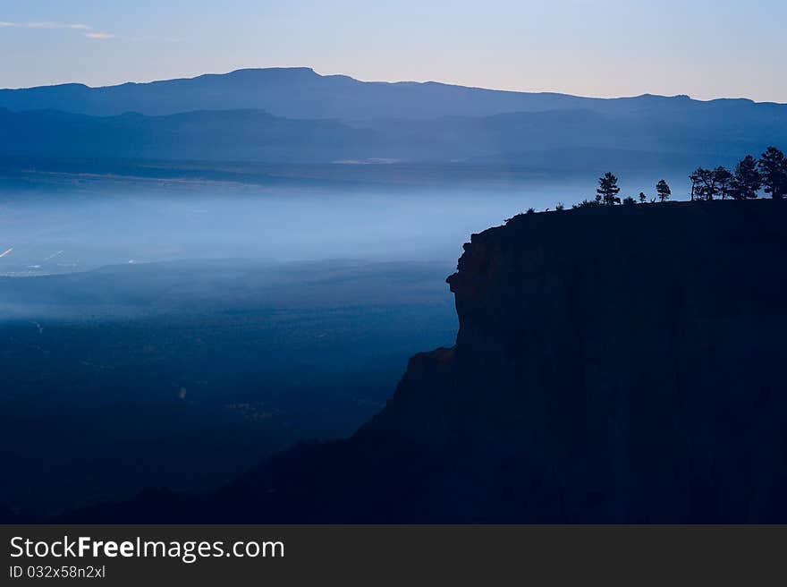 Foggy sunset in Bryce canyon