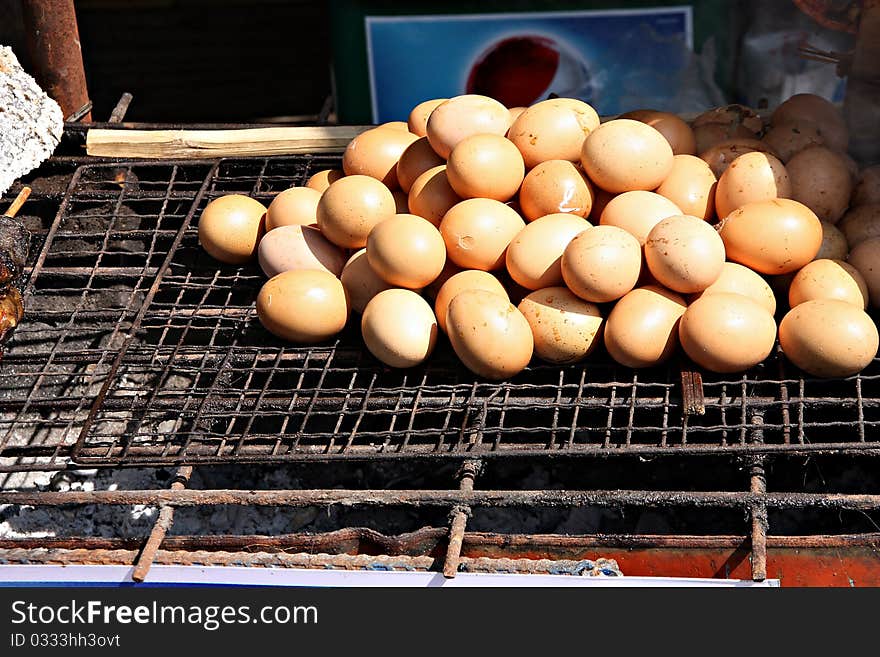 The Egg grill in the market.