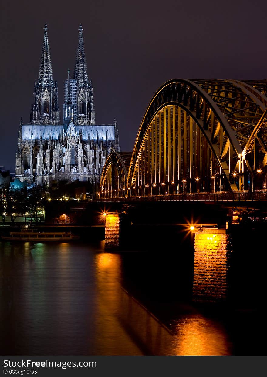 Hohenzollern Bridge to Koln Dome. Recorded from riverside. Hohenzollern Bridge to Koln Dome. Recorded from riverside.