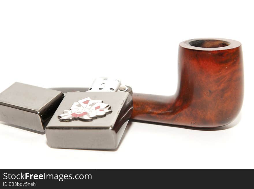 Smoking pipe and lighter