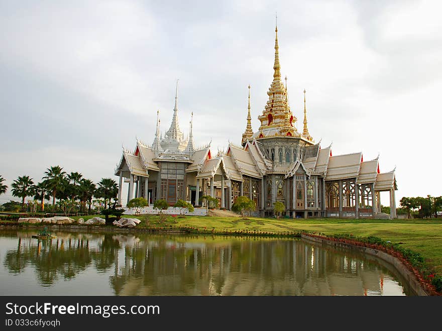 Wat thai