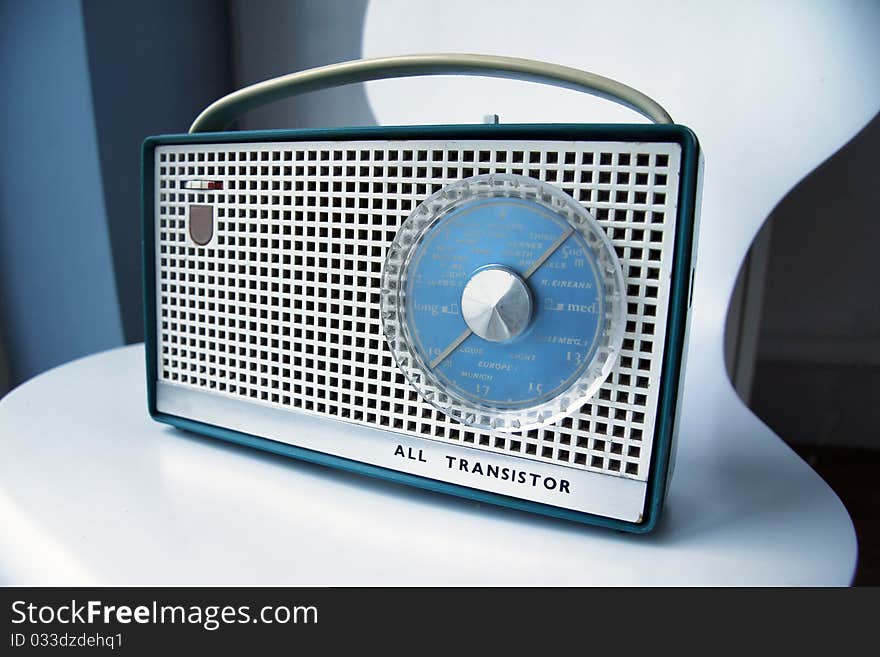 Retro transistor radio