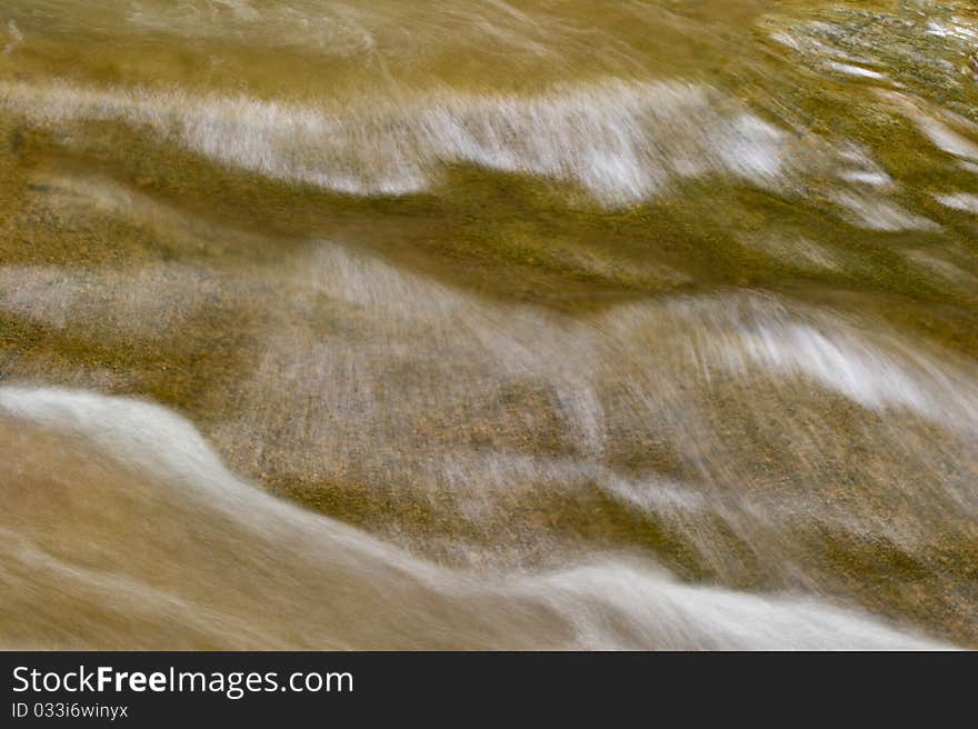 Lower Tews Falls detail