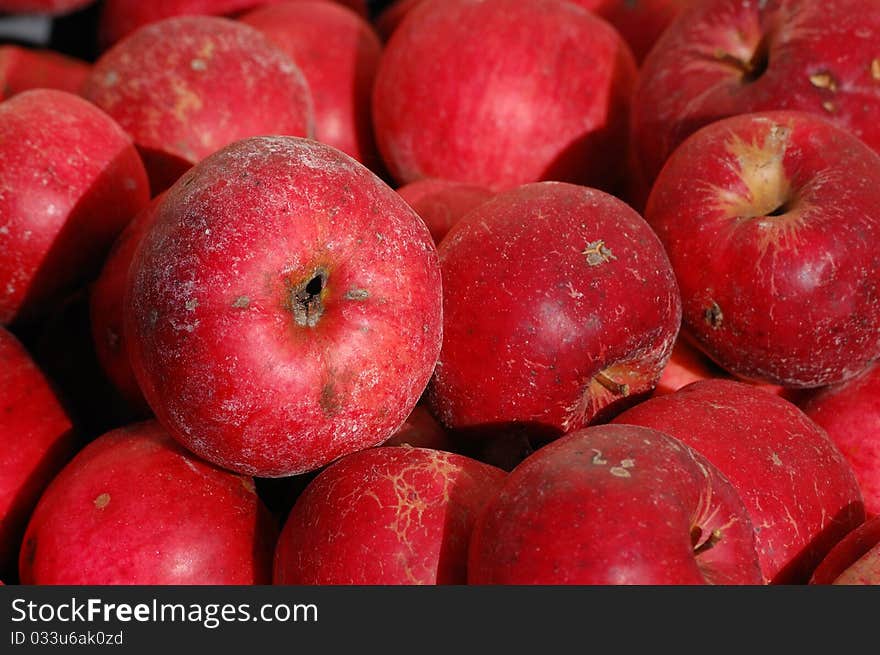 Natural red apples