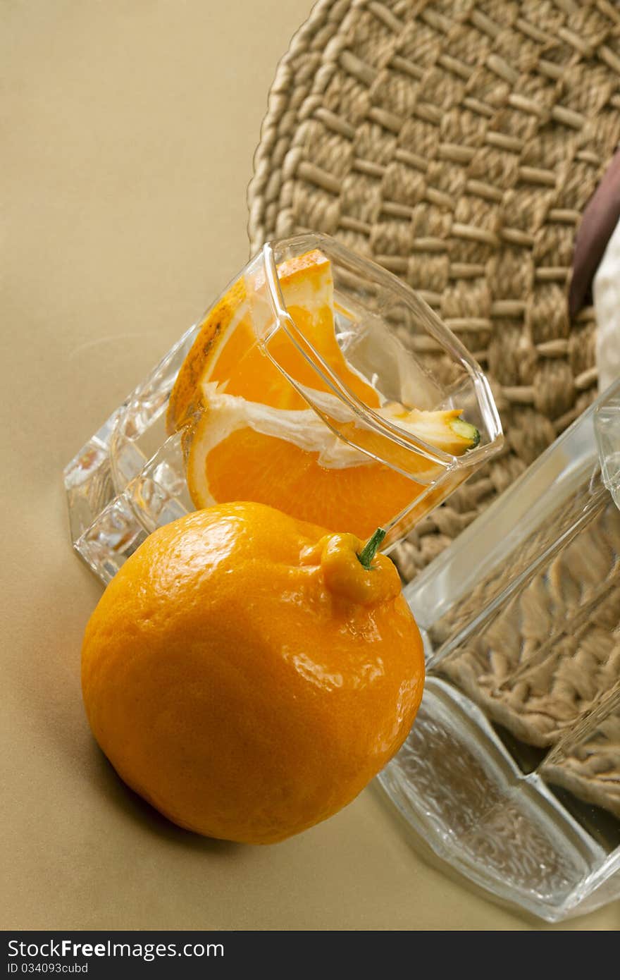 Oranges and glass cups