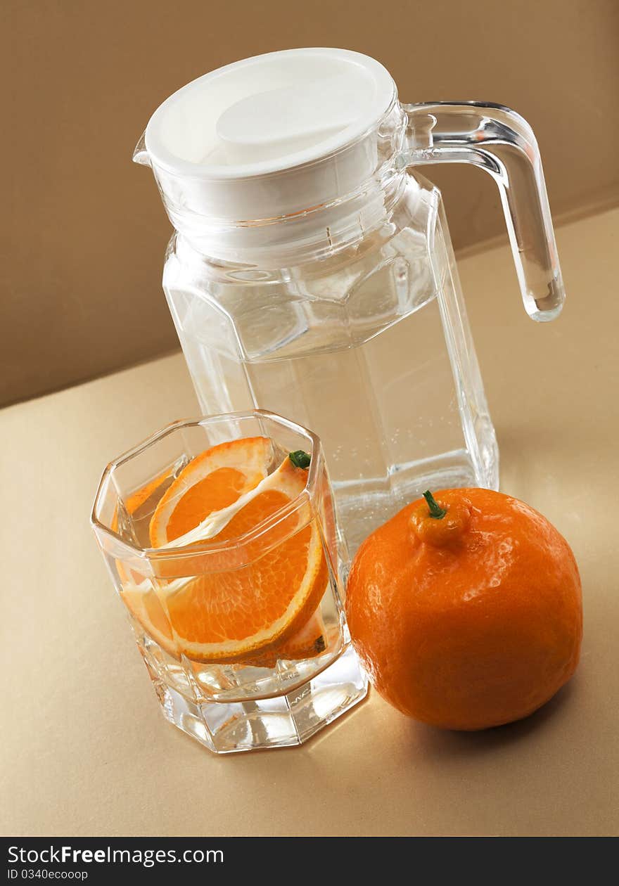 Oranges and glass cups