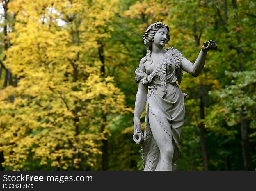 Marble statue of nymphs in the park of Peterhof. Marble statue of nymphs in the park of Peterhof.