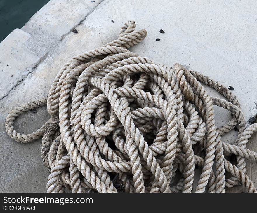 Rope in a harbour in la spezia