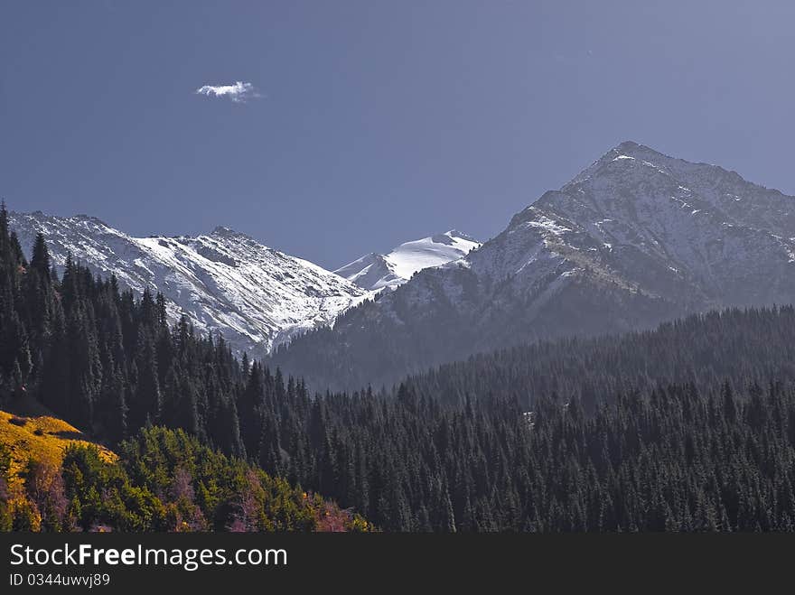 Early autumn in the mountain. Early autumn in the mountain