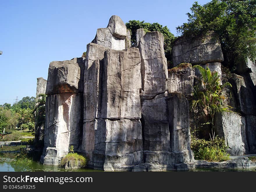 Shek Pik. This is the scene of the park in Shenzhen City. High walls, the image of spectacular.