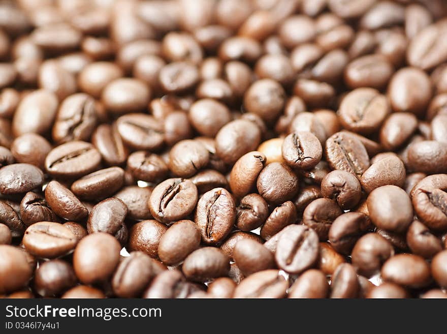 Roasted coffee beans