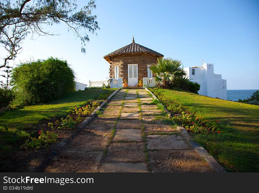 Natural Cottage Perk up with Garden