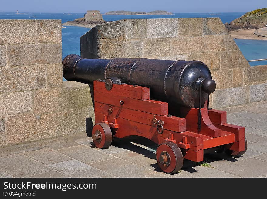 An old cannon like adornment in the enclosing walls