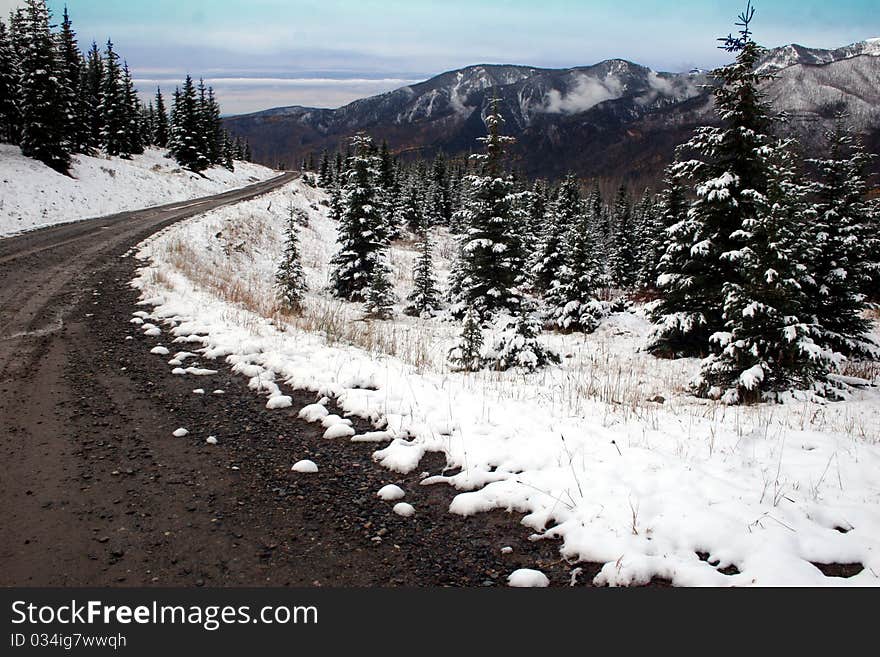 Winter stroll on the mountaintop