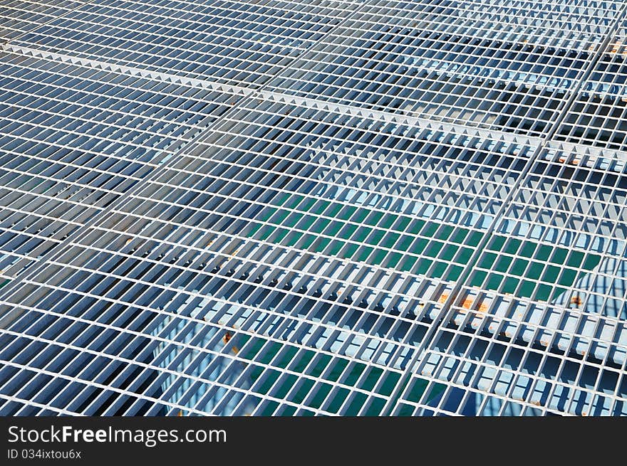 Metal Net Seamless