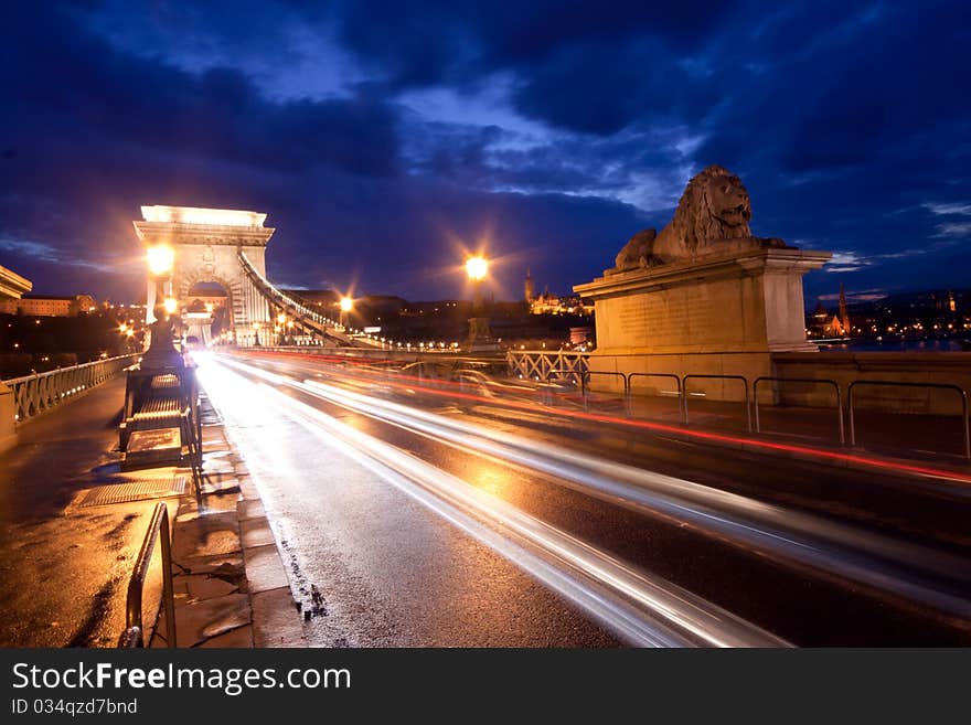 Budapest by night / Chain Bridge