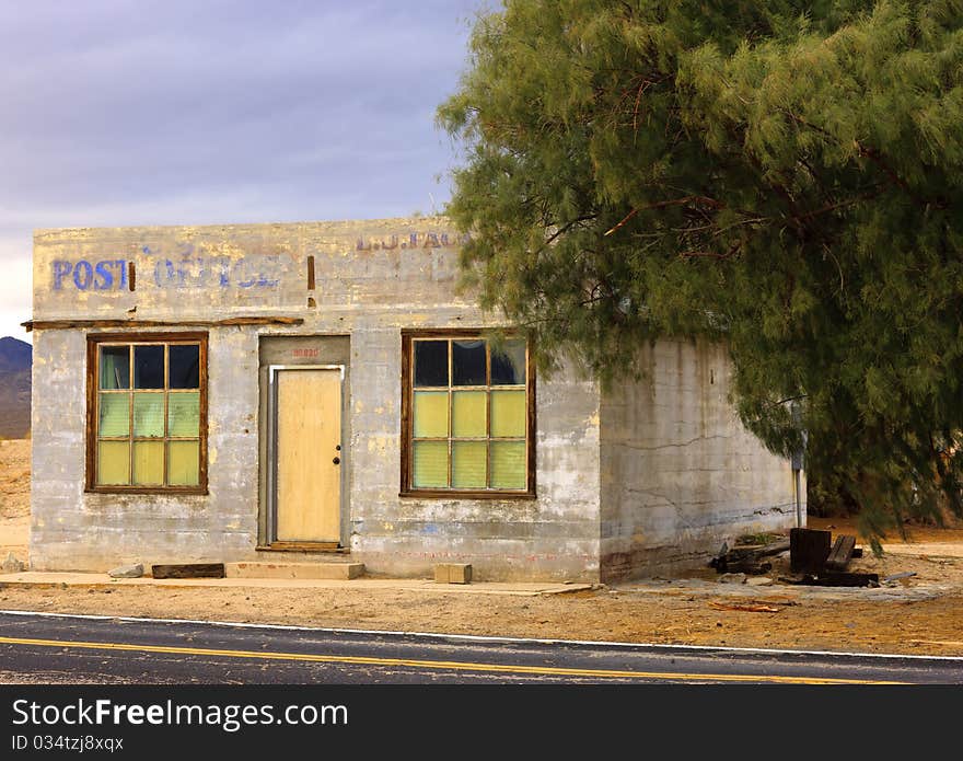 Abandoned block building housed the Unite States Post Office, Kelso, California. Abandoned block building housed the Unite States Post Office, Kelso, California