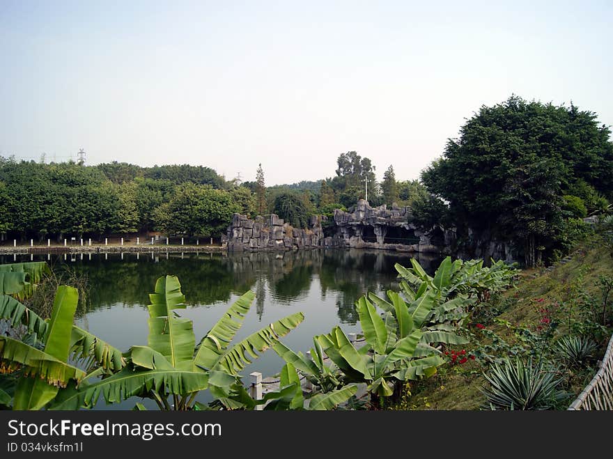 This is the Zhongshan Park, Shenzhen, China in the lake. This is the Zhongshan Park, Shenzhen, China in the lake.