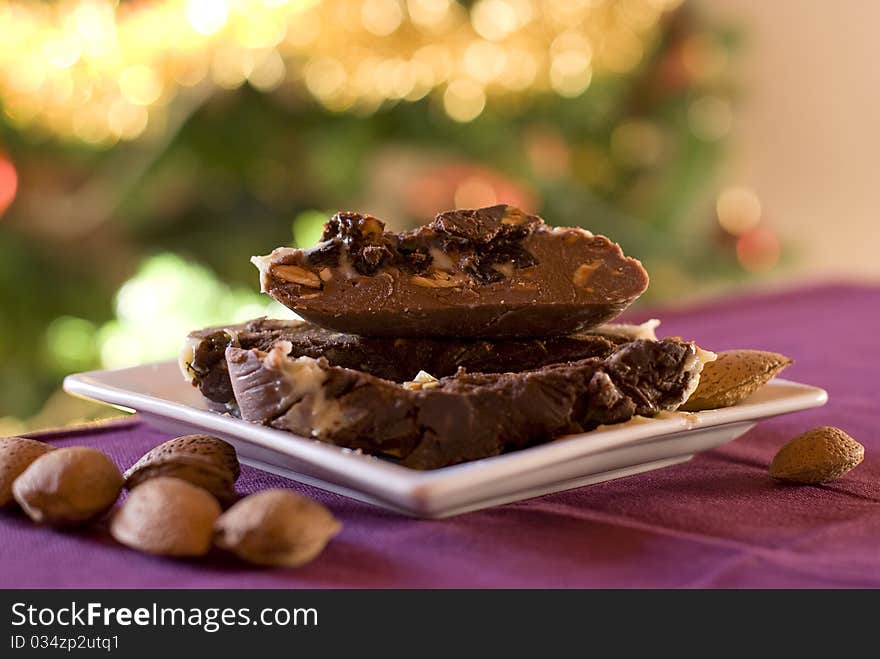 The chocolate's cake with nuts and prunes