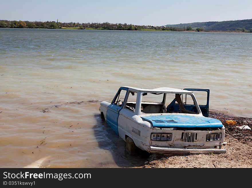 Rusty Car