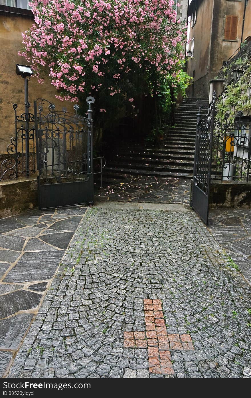 Entrance pathway to the church in Gandria
Lugano
Switzerland