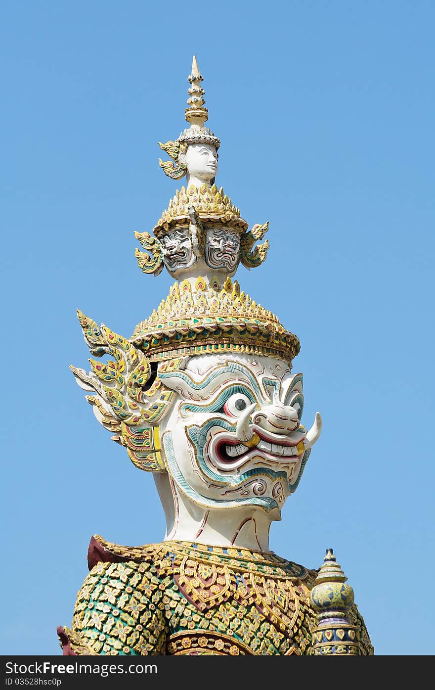 Giant Statues, at the Wat pha Kaew temple, Bangkok, Thailand