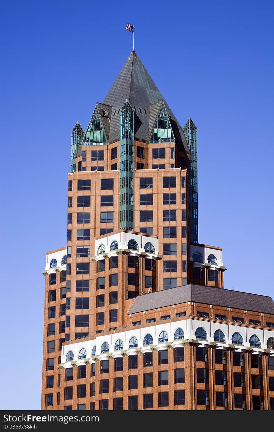 Milwaukee skyscraper and a blue sky