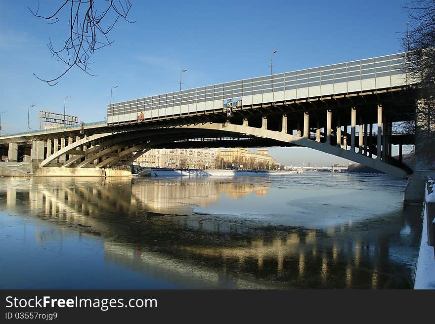 Moscow River, Andreyevsky Bridge and promenade on a clear winter day. Moscow, Russia