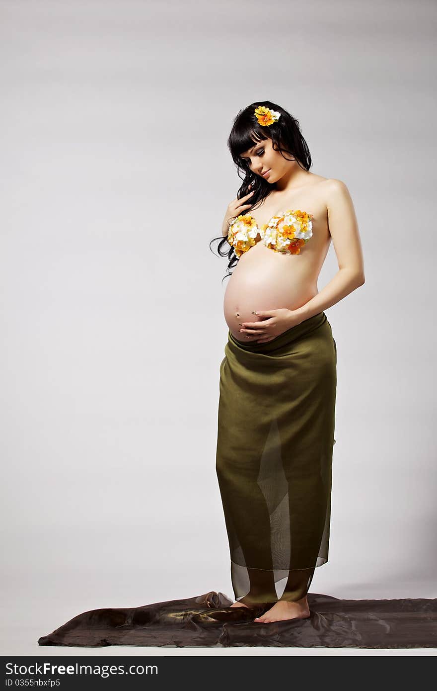 Portrait of pretty pregnant woman