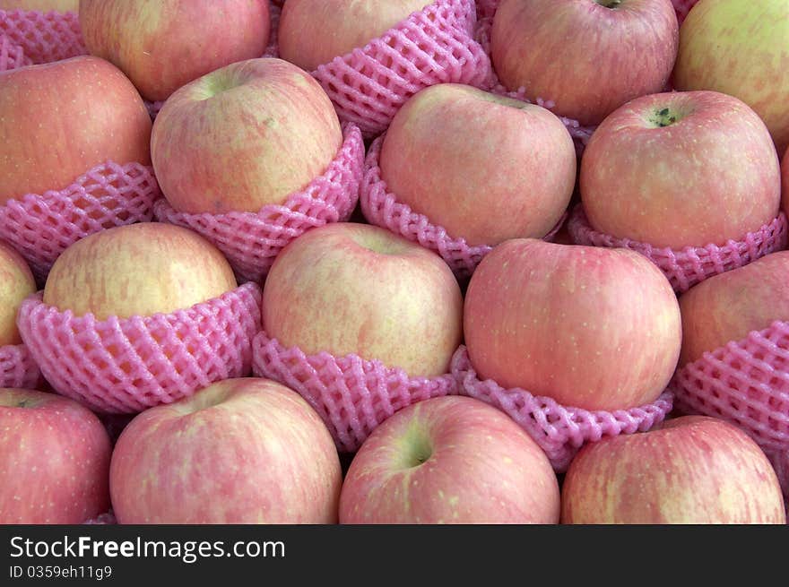 Fresh fruit , Apples in market