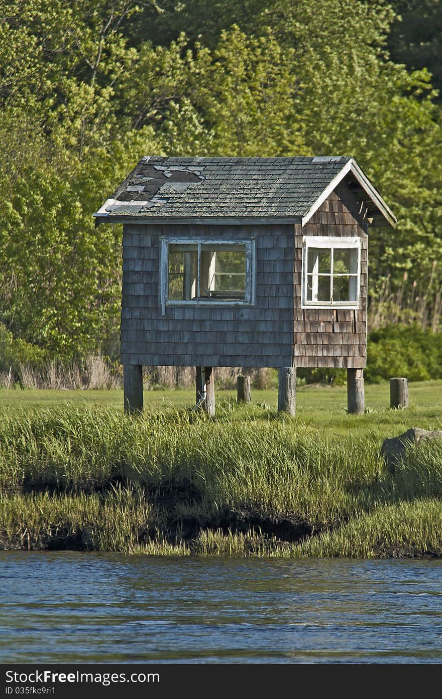 This shed was in need of repair on the roof. This shed was in need of repair on the roof.