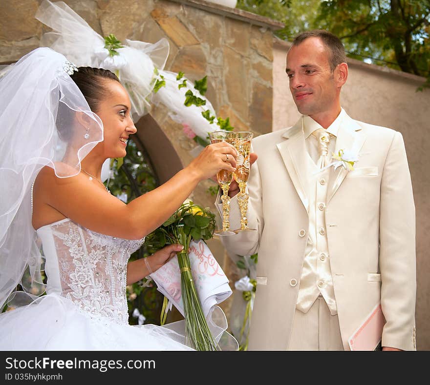 Happy married couple. Photosession on open air. Happy married couple. Photosession on open air.