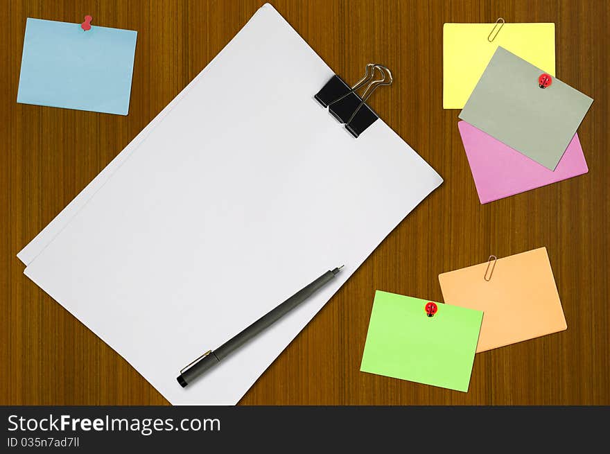 Colored Memo And White Blank Note Paper