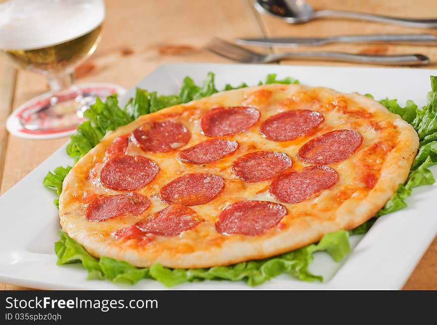 A fresh Italy pizza,tomato