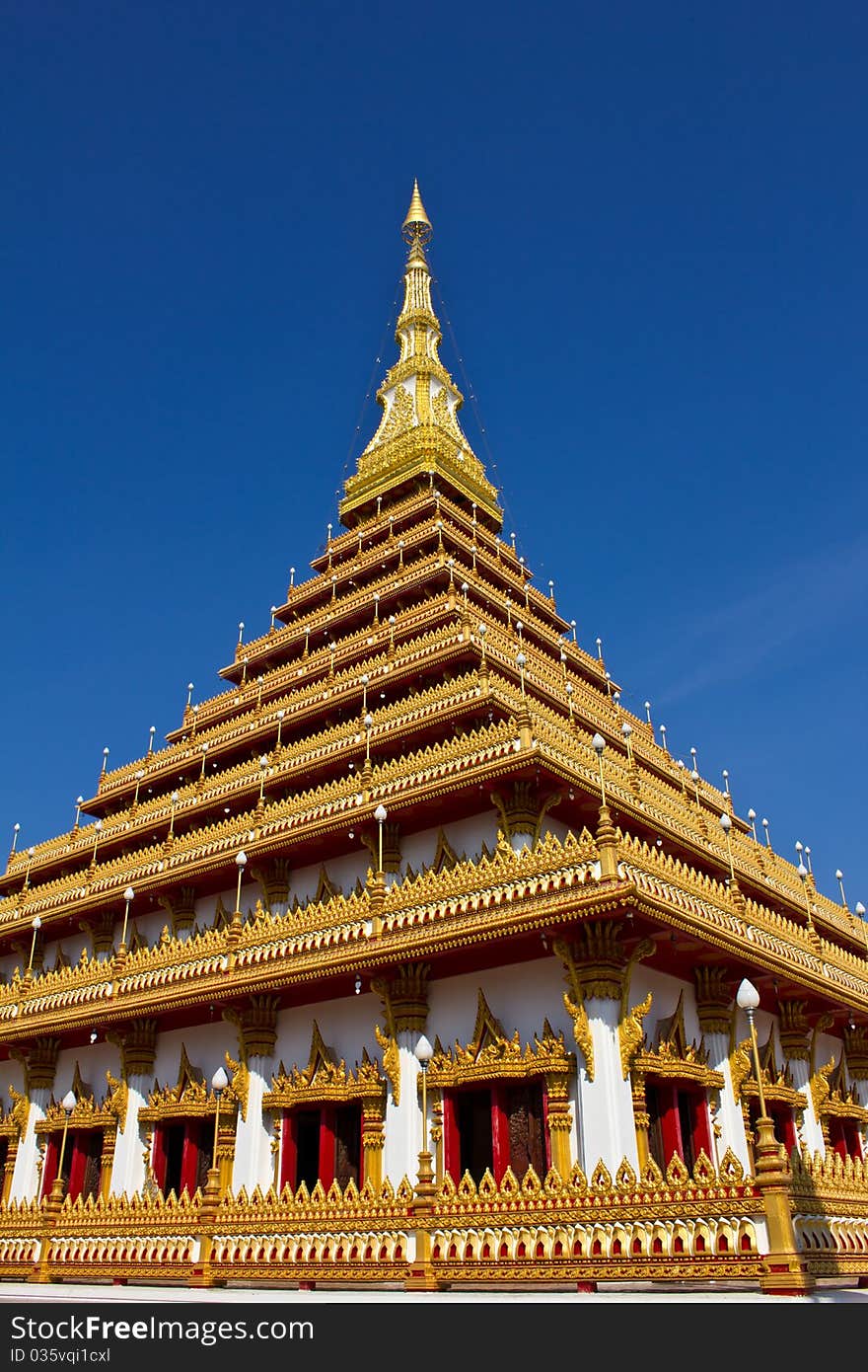 Wat Nongwaeng pagoda