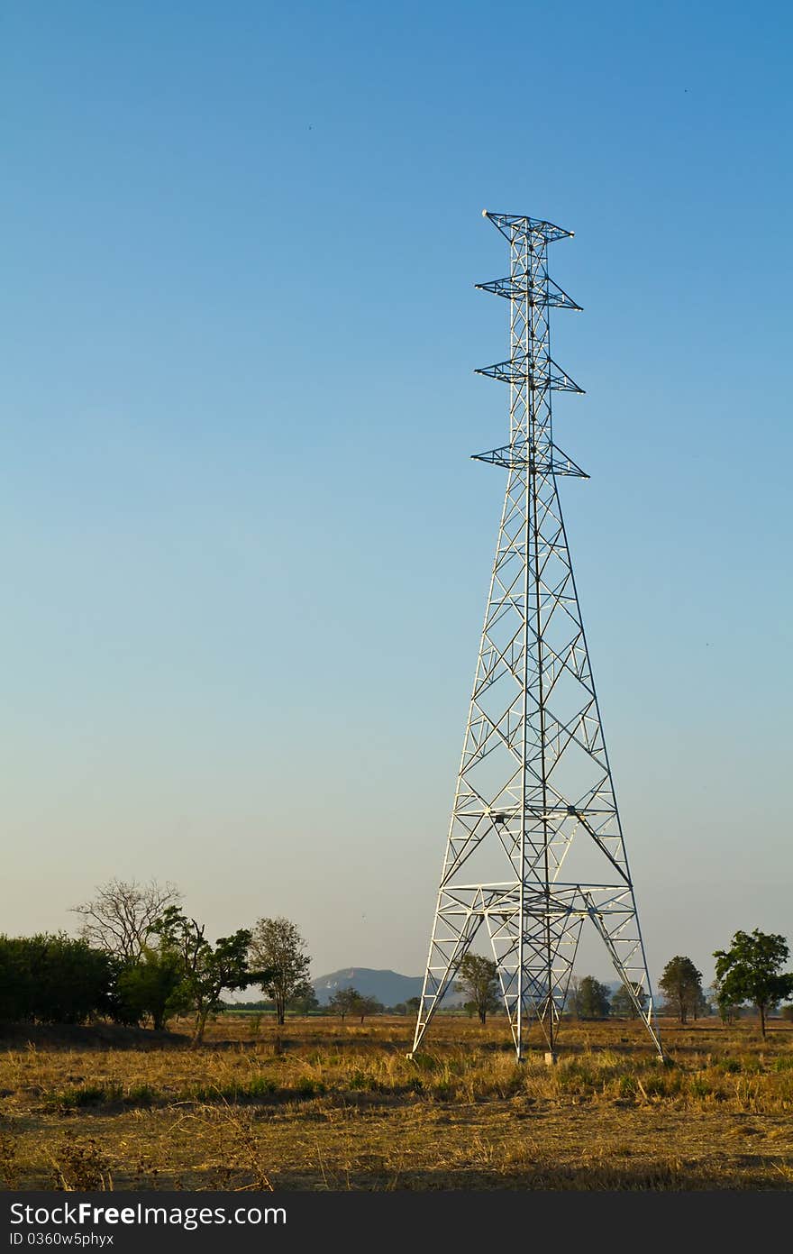 A new electricity tower with no power wire. A new electricity tower with no power wire