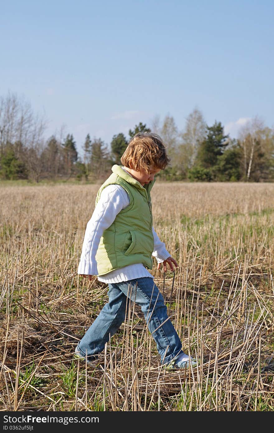 The girl goes on a field