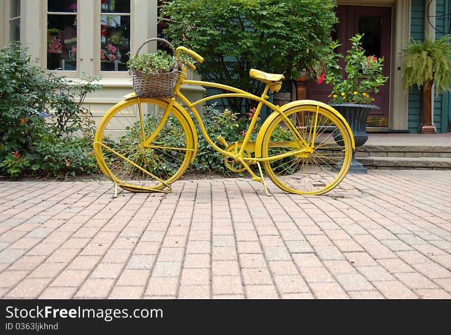 Yellow bycicle