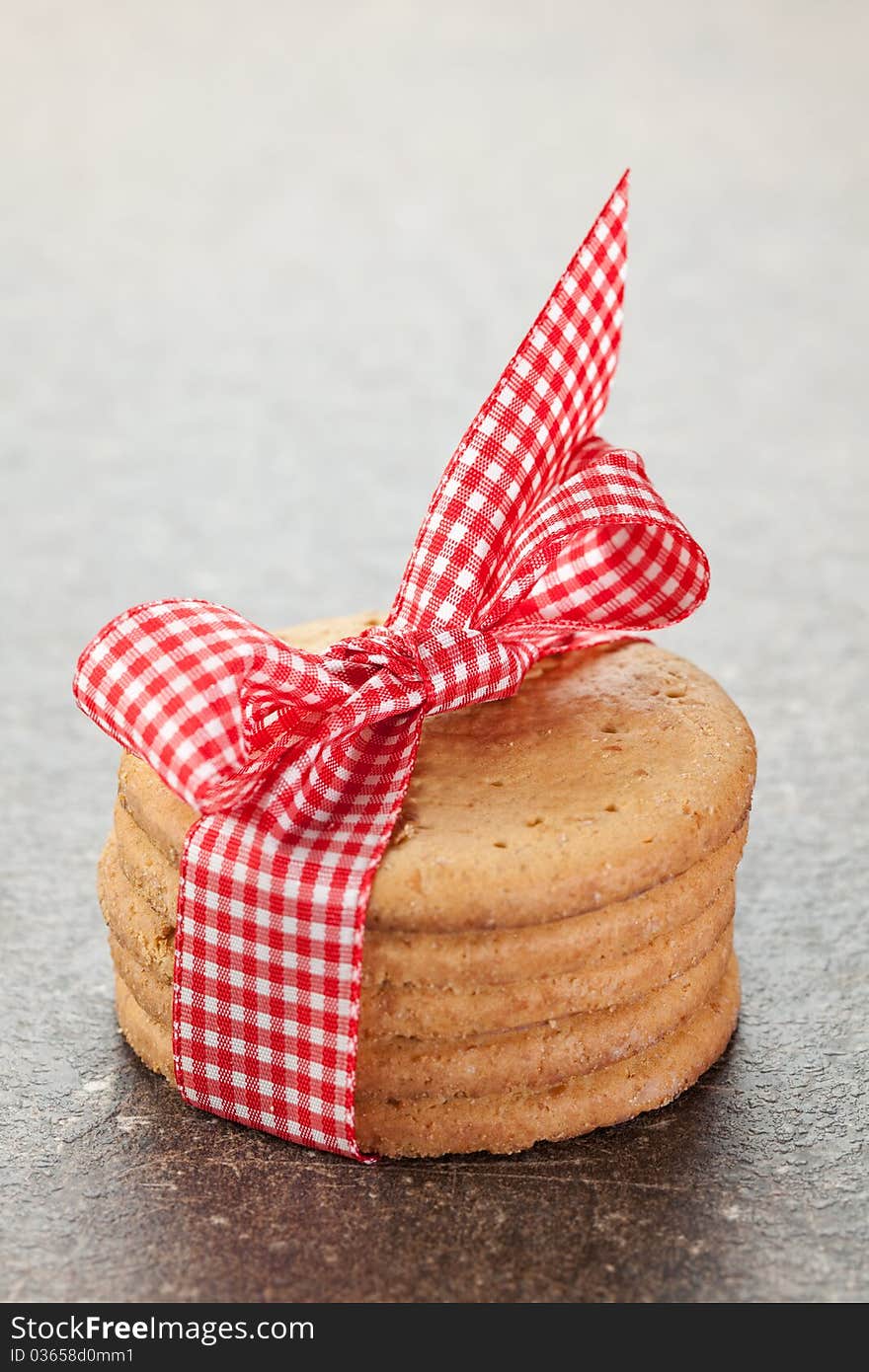 Oatcakes with ribbon