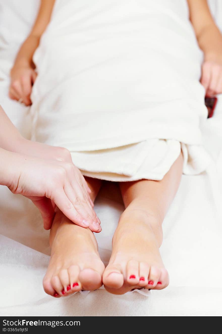 A young girl in a beauty salon