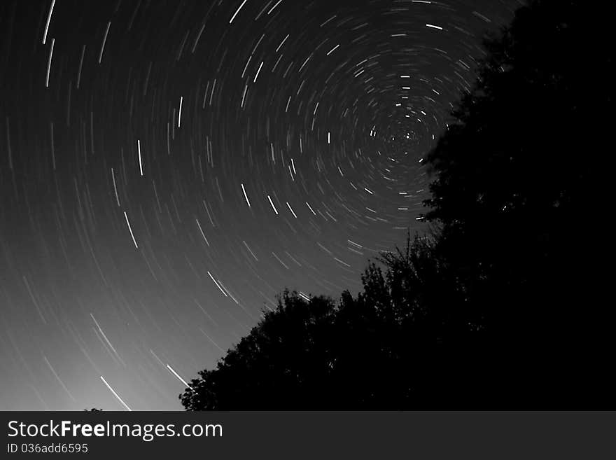 20 minutes exposure pointing towards Polaris (North Star). 20 minutes exposure pointing towards Polaris (North Star)