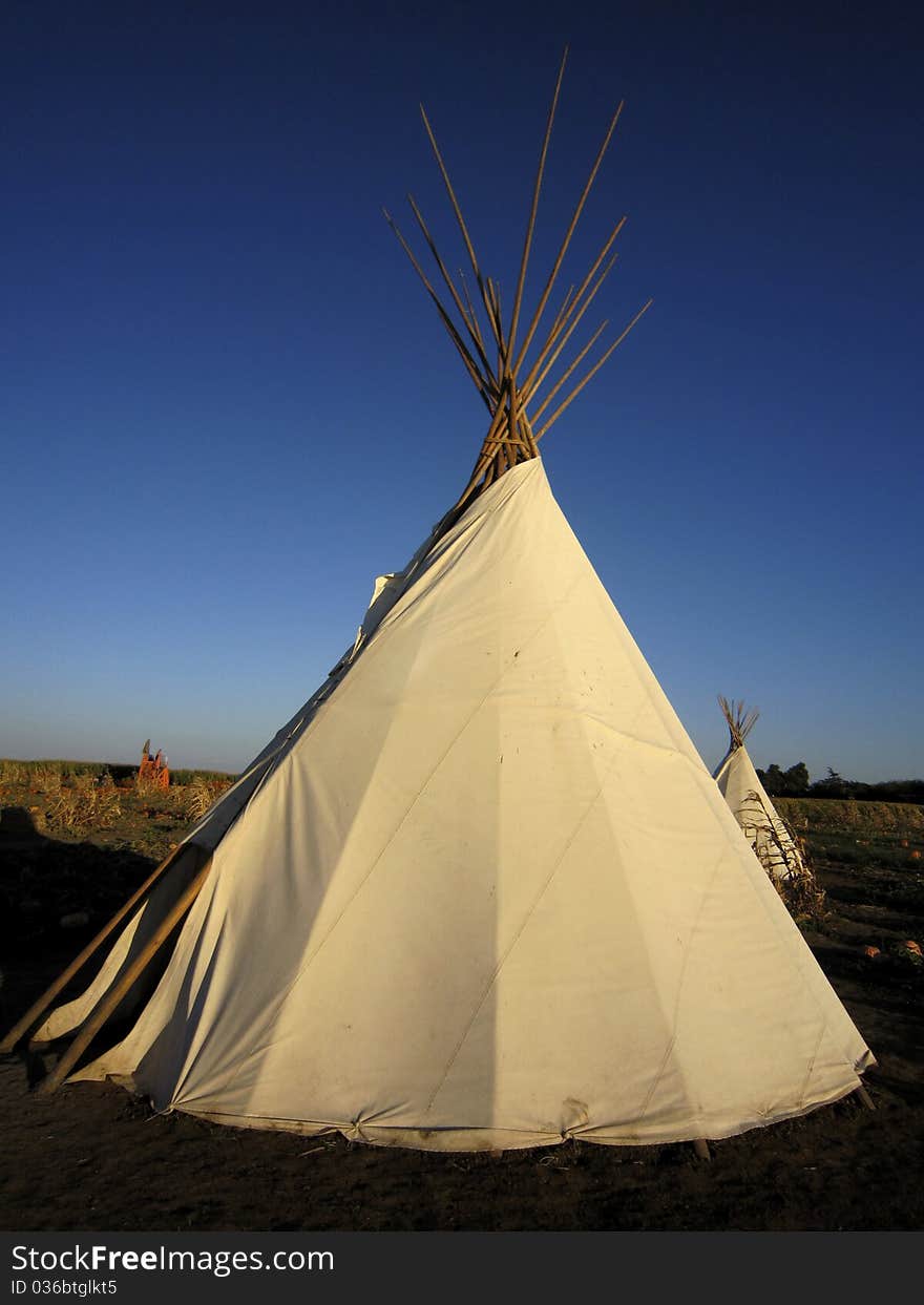 Autumn Tipi