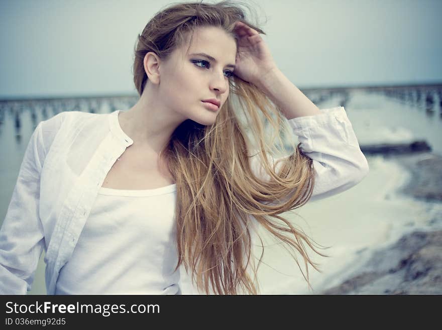 Outdoors portrait of a beautiful young woman