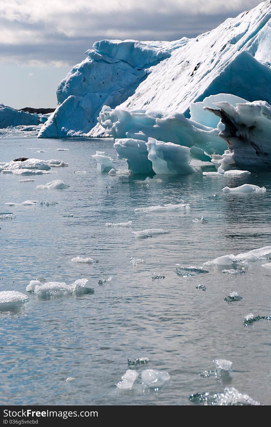 Jokulsarlon lake