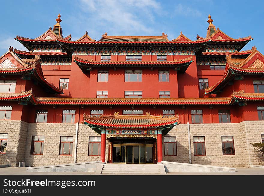 A luxury chinese style hotel . A luxury chinese style hotel .