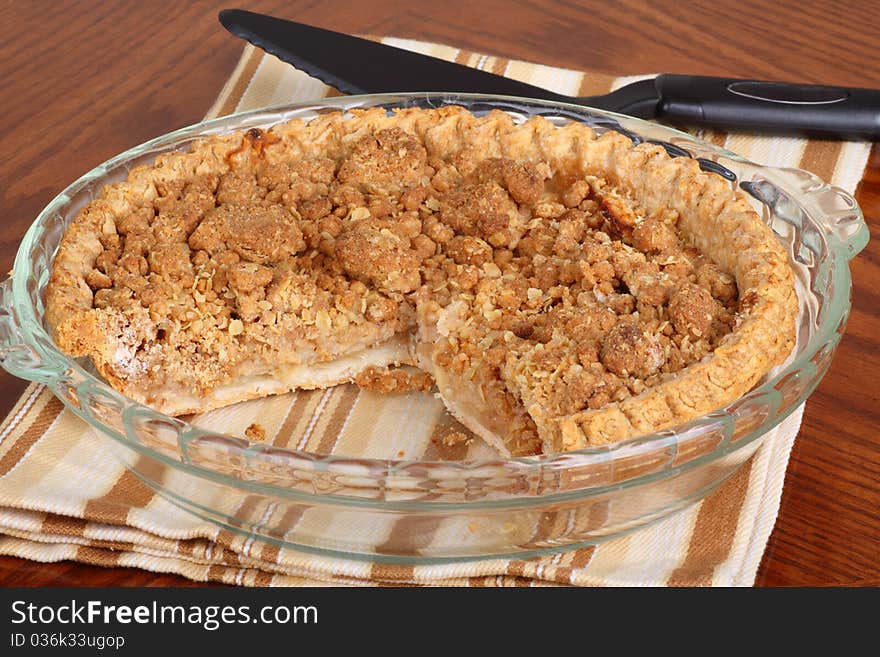 Apple Crumb Pie