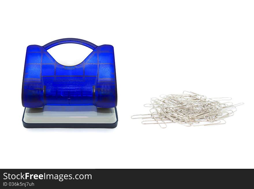 Hole puncher with paperclips